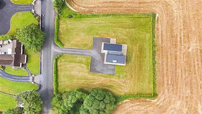 https://photos-a.propertyimages.ie/media/0/8/3/5004380/ba7bab1f-8c9a-47ba-878e-3e6d1b74b809_l.jpg