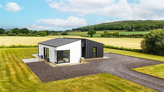 https://photos-a.propertyimages.ie/media/0/8/3/5004380/ba7bab1f-8c9a-47ba-878e-3e6d1b74b809_l.jpg