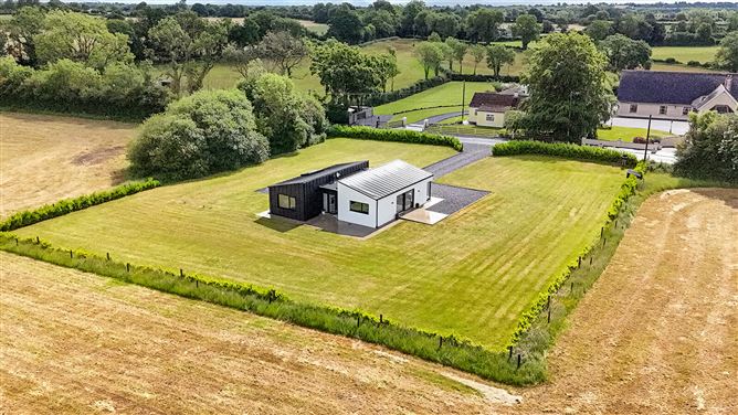 https://photos-a.propertyimages.ie/media/0/8/3/5004380/ba7bab1f-8c9a-47ba-878e-3e6d1b74b809_l.jpg