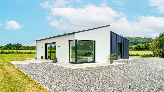 https://photos-a.propertyimages.ie/media/0/8/3/5004380/ba7bab1f-8c9a-47ba-878e-3e6d1b74b809_l.jpg