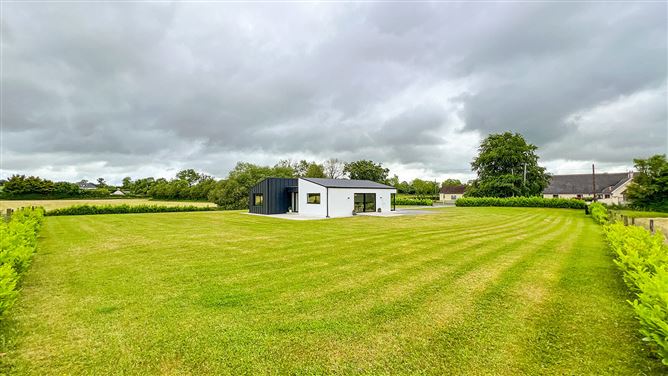 https://photos-a.propertyimages.ie/media/0/8/3/5004380/ba7bab1f-8c9a-47ba-878e-3e6d1b74b809_l.jpg
