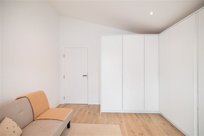 https://photos-a.propertyimages.ie/media/0/8/3/5004380/ba7bab1f-8c9a-47ba-878e-3e6d1b74b809_l.jpg