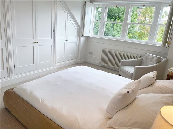 https://photos-a.propertyimages.ie/media/0/8/3/5006380/c934c24a-6f65-43cc-9c2e-474ddd766744_l.jpg