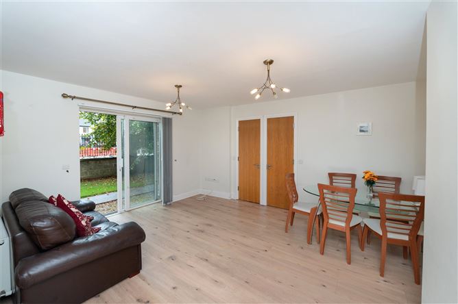 4 The Mews, Classes Lake, Ballincollig, Co. Cork