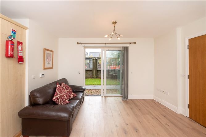 4 The Mews, Classes Lake, Ballincollig, Co. Cork