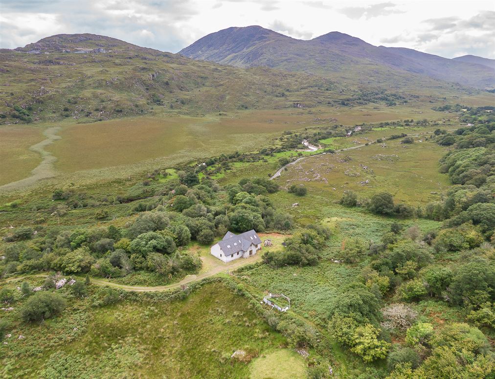 Derrylea, Blackwater, Killarney, Co. Kerry Sherry FitzGerald Daly