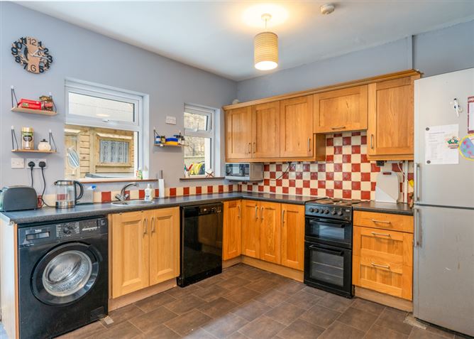 Hillgrove, 64 Commons Road, Blackpool, Cork