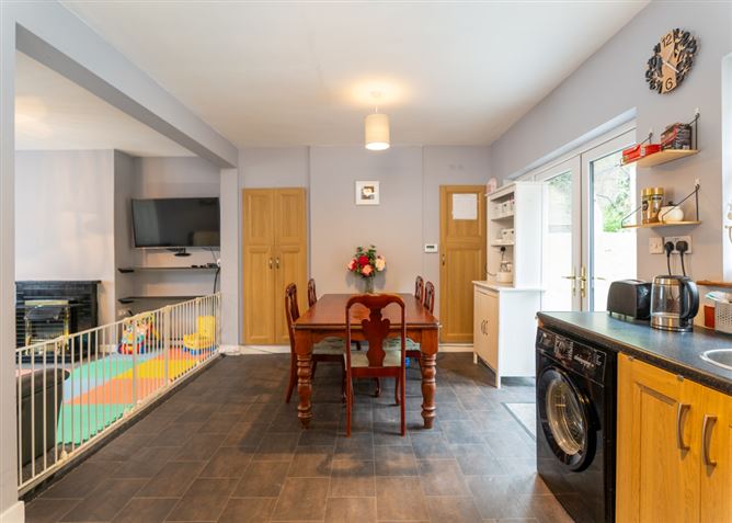 Hillgrove, 64 Commons Road, Blackpool, Cork