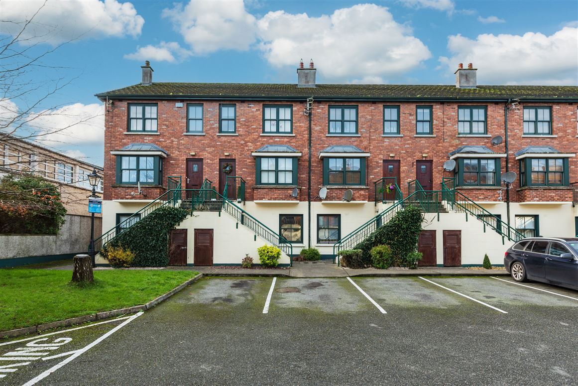 2 Academy Court, Kildare Town, Kildare