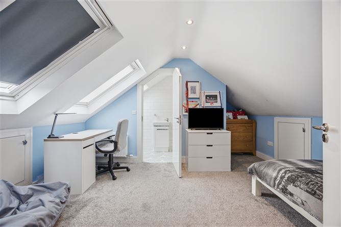 Photo 15 of 19 — 30 Shantalla Drive, Beaumont, Dublin 9