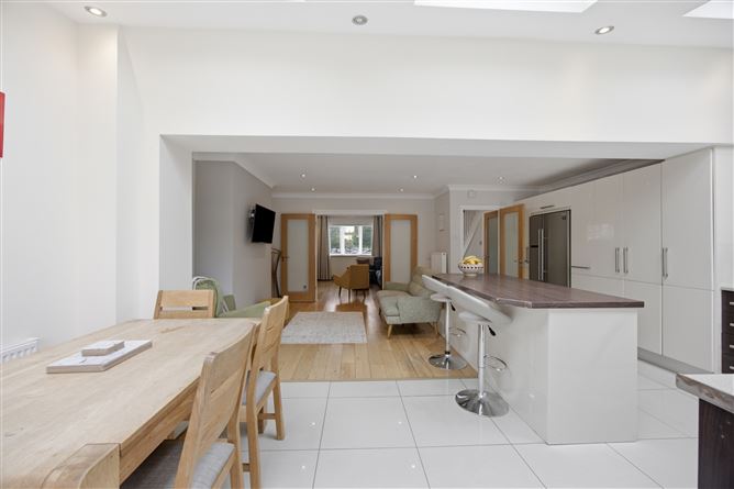 Photo 1 of 19 — 30 Shantalla Drive, Beaumont, Dublin 9