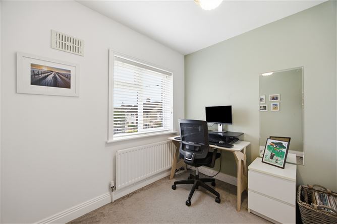 Photo 11 of 19 — 30 Shantalla Drive, Beaumont, Dublin 9