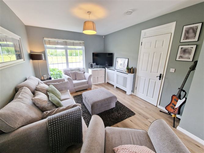 Photo 6 of 32 — 9 Tradaree Court, Shannon, Co. Clare