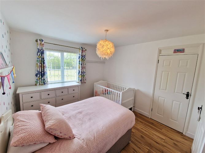 Photo 20 of 32 — 9 Tradaree Court, Shannon, Co. Clare
