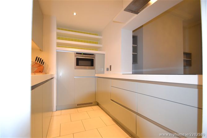 Apartment 8, 70-72 Pembroke Road, Ballsbridge, Dublin 4