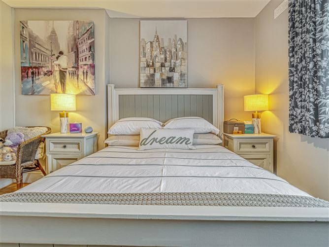 24 The Park, Liffey Hall, Newbridge, Kildare