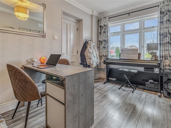 24 The Park, Liffey Hall, Newbridge, Kildare