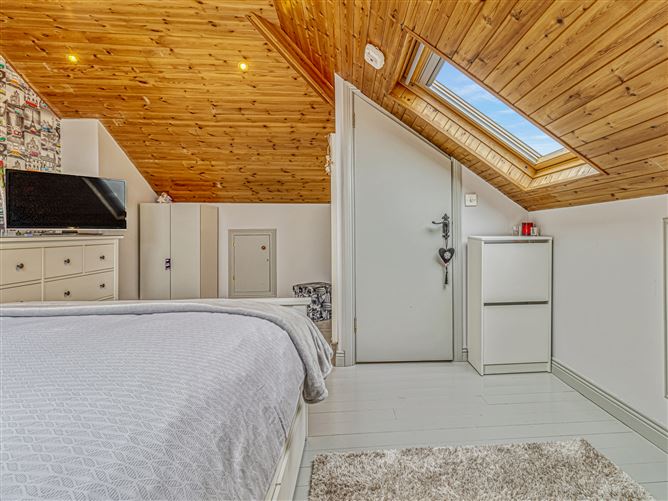 24 The Park, Liffey Hall, Newbridge, Kildare