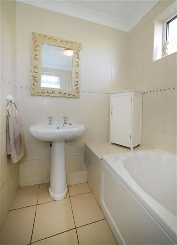 55 Mellowes Park , Finglas West, Finglas, Dublin