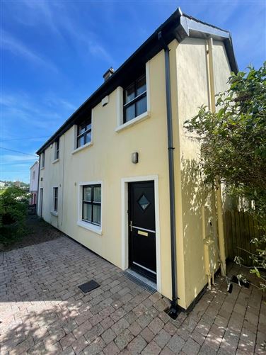 5 Beaumont Mews, Ballintemple, Cork