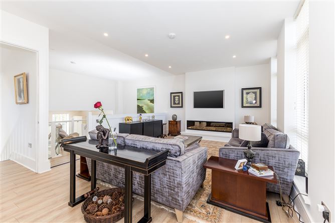 1 The Avenue, Robswall, Malahide, County Dublin