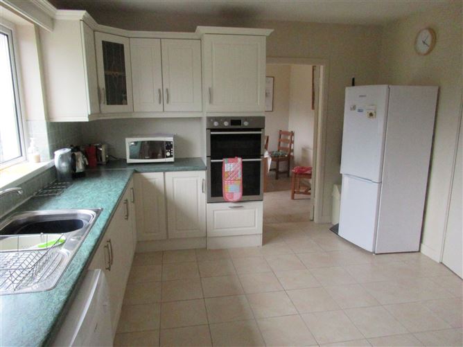 108 Roselawn, Tramore, Waterford, X91 V9P1