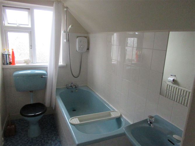 108 Roselawn, Tramore, Waterford, X91 V9P1