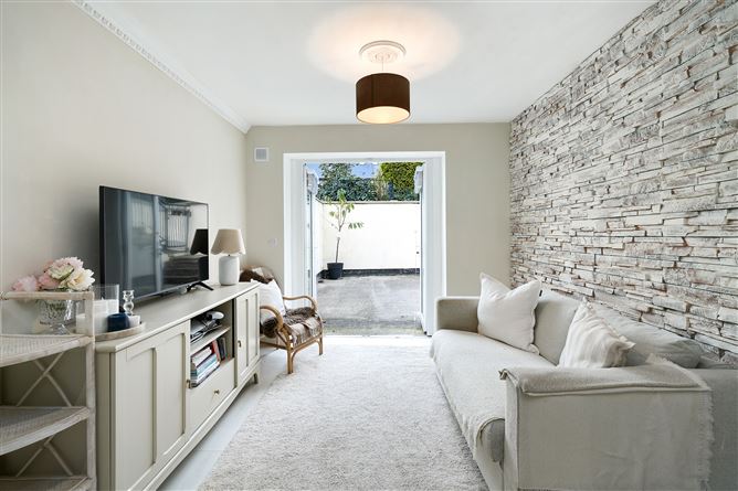 6 Cruises Hill, Naul Village, Naul, Co. Dublin