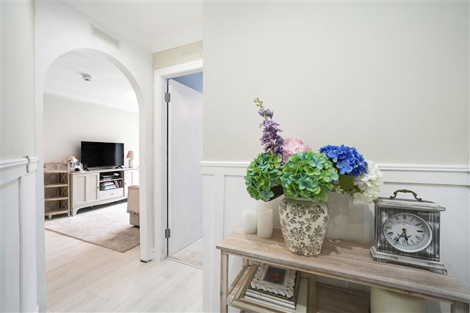 6 Cruises Hill, Naul Village, Naul, Co. Dublin