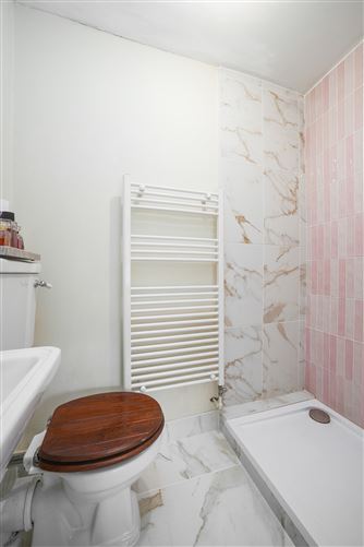 6 Cruises Hill, Naul Village, Naul, Co. Dublin