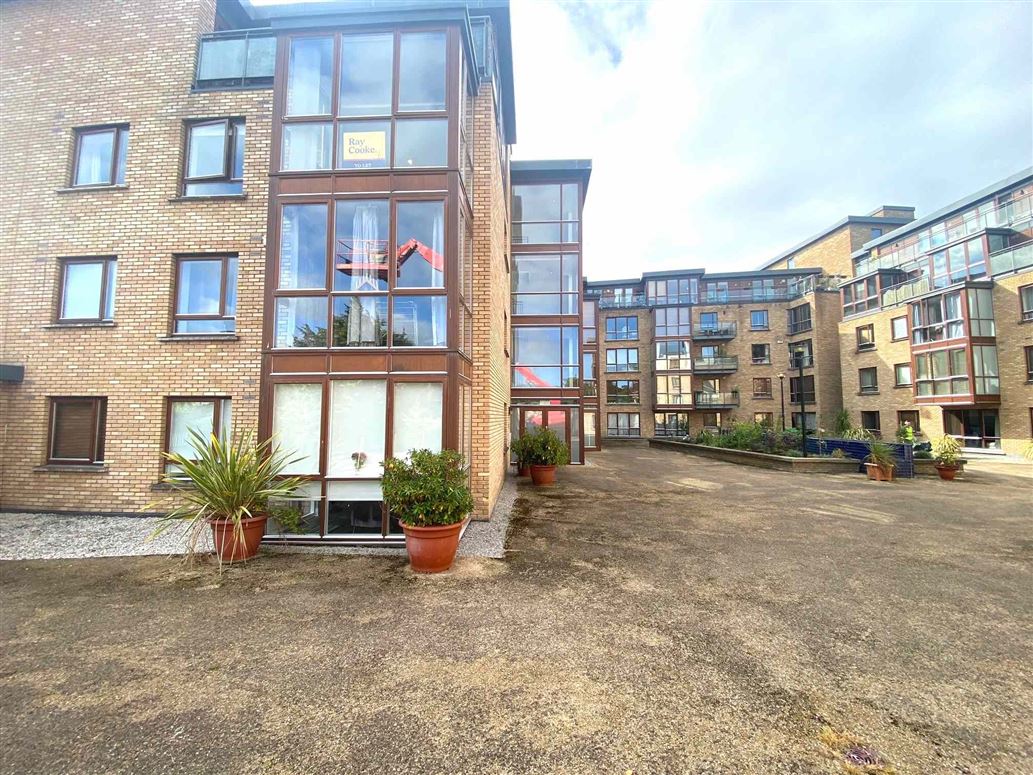 The Island, Chapelizod, Dublin 20