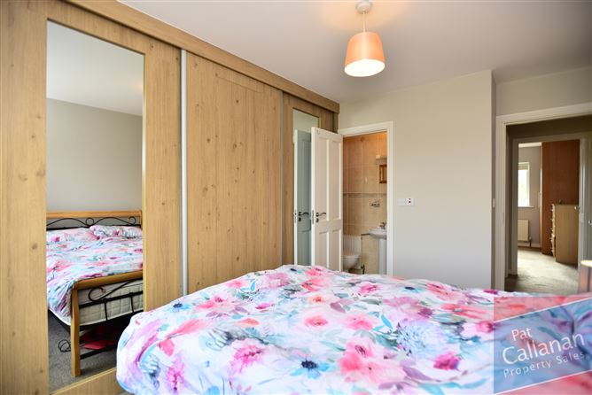 31 Dunard, Craughwell, Co. Galway