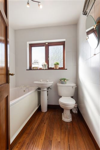 Photo 20 of 24 — 7 Balally Road, Dundrum,   Dublin 16
