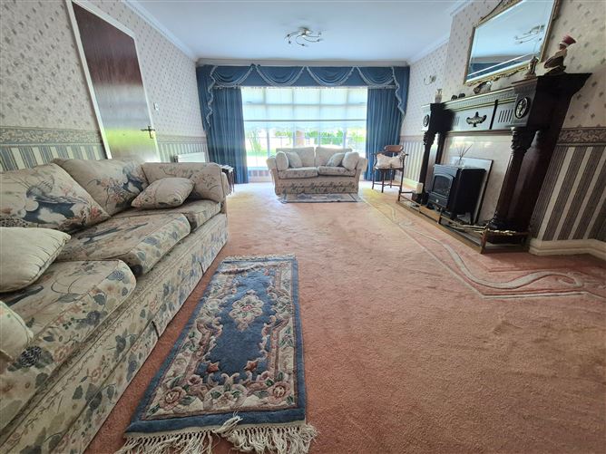 Photo 7 of 34 — Killowen House, Woodgrange, Colpe, Drogheda, Meath