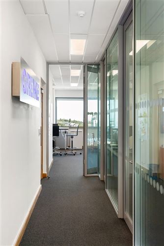 https://photos-a.propertyimages.ie/media/0/8/5/5017580/4df5e0d1-42a3-491a-b896-9380cdf96877_l.jpg