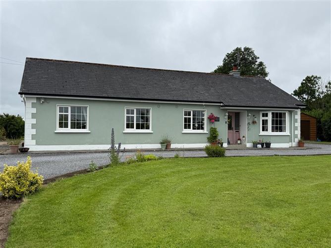Photo 36 of 49 — Whitemist Cottage, Carnagruckane, Lisacul, Castlerea, Co. Roscommon