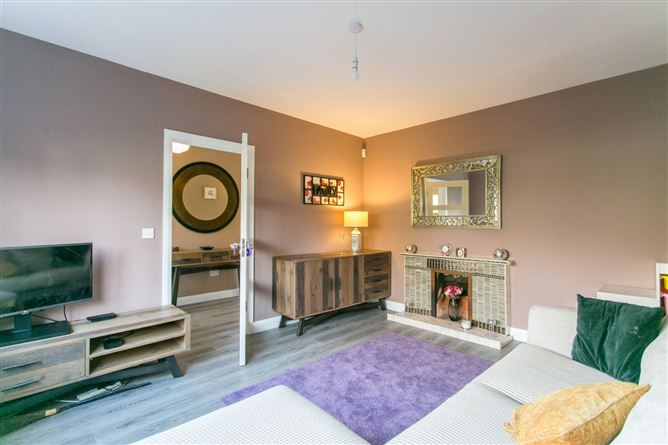 30 Lakelands Crescent, Stillorgan, Co. Dublin