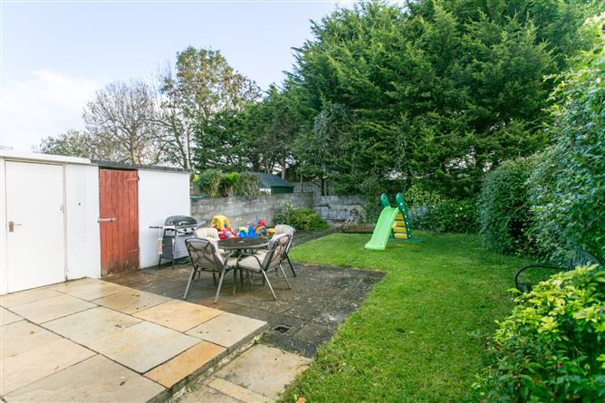 30 Lakelands Crescent, Stillorgan, Co. Dublin