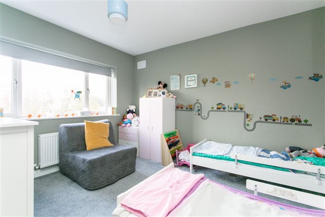 30 Lakelands Crescent, Stillorgan, Co. Dublin