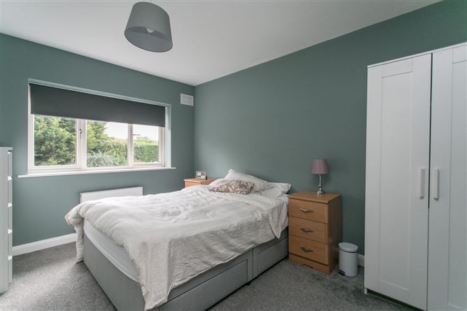 30 Lakelands Crescent, Stillorgan, Co. Dublin