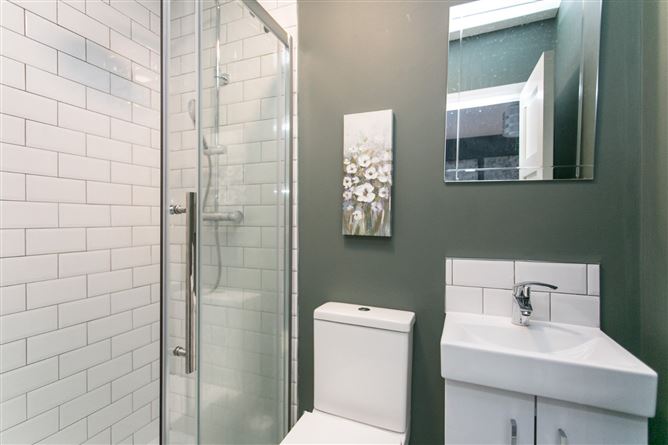 30 Lakelands Crescent, Stillorgan, Co. Dublin