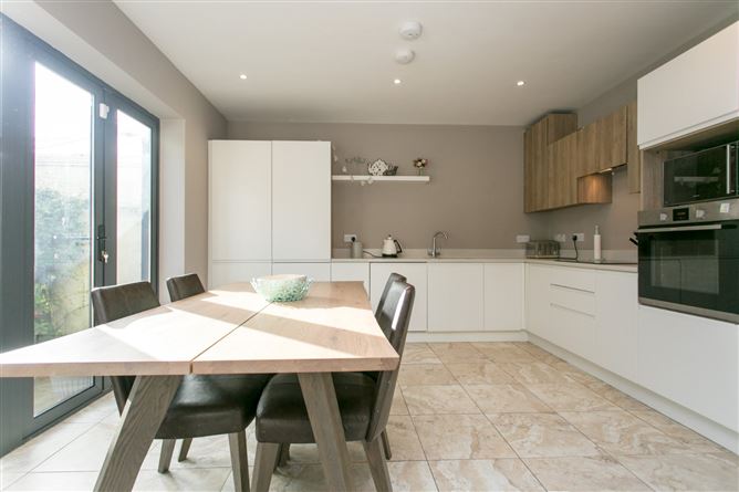 30 Lakelands Crescent, Stillorgan, Co. Dublin