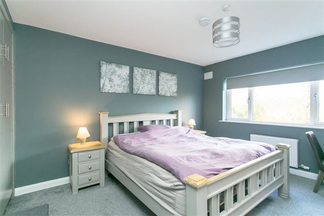 30 Lakelands Crescent, Stillorgan, Co. Dublin