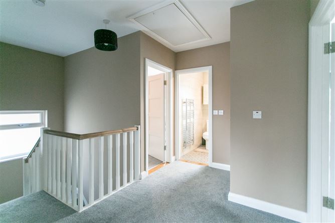 30 Lakelands Crescent, Stillorgan, Co. Dublin