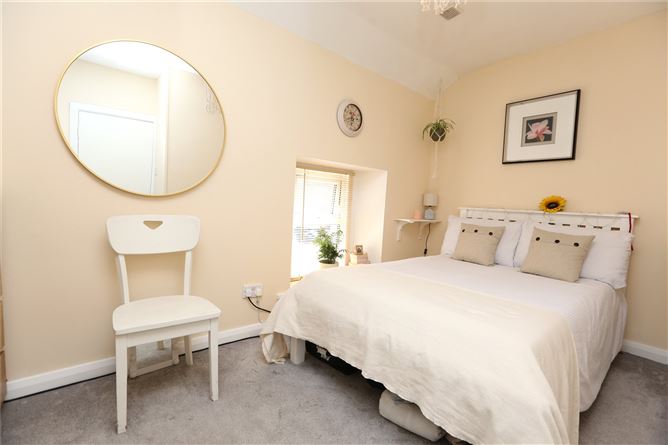 8 George's Street, Drogheda, Co. Louth