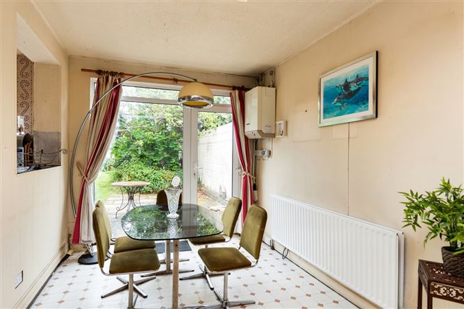 76 Whitebarn Road, Churchtown, Dublin 14