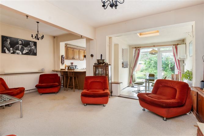 76 Whitebarn Road, Churchtown, Dublin 14