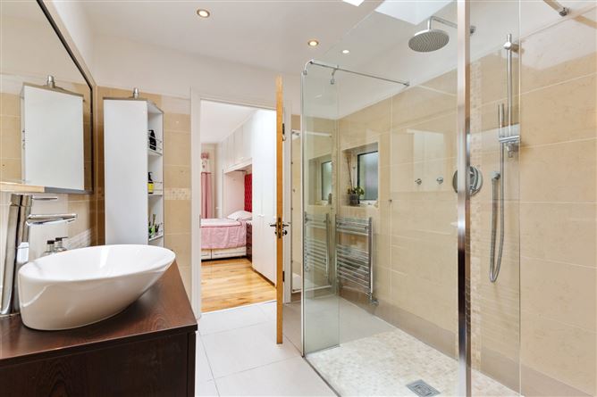 182 Ashbrook, Howth Road, Clontarf, Dublin 3