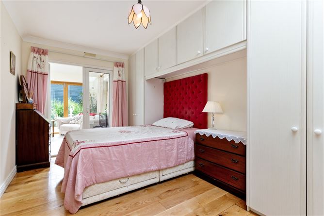 182 Ashbrook, Howth Road, Clontarf, Dublin 3