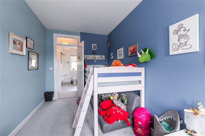 35 Drummartin Park, Goatstown, Dublin 14